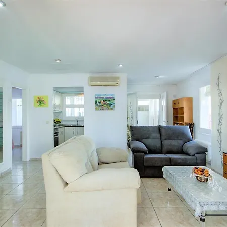 Requesens 139 - Immo Barneda Villa Empuriabrava