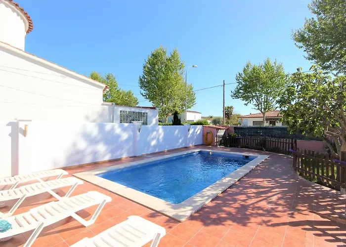 Requesens 139 - Immo Barneda Villa Empuriabrava